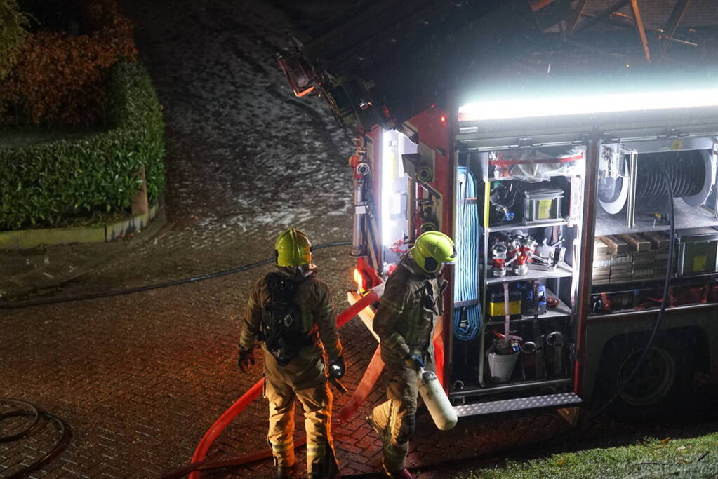 Veel rookontwikkeling bij schoorsteenbrand