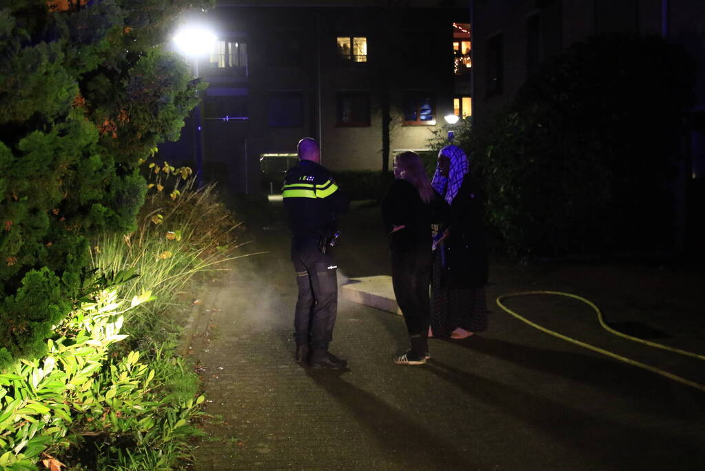 Matrasbrand zorgt voor rookontwikkeling in woning