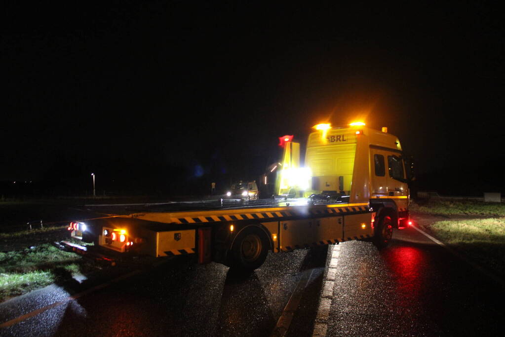 Bestuurder gevlucht na eenzijdig ongeval