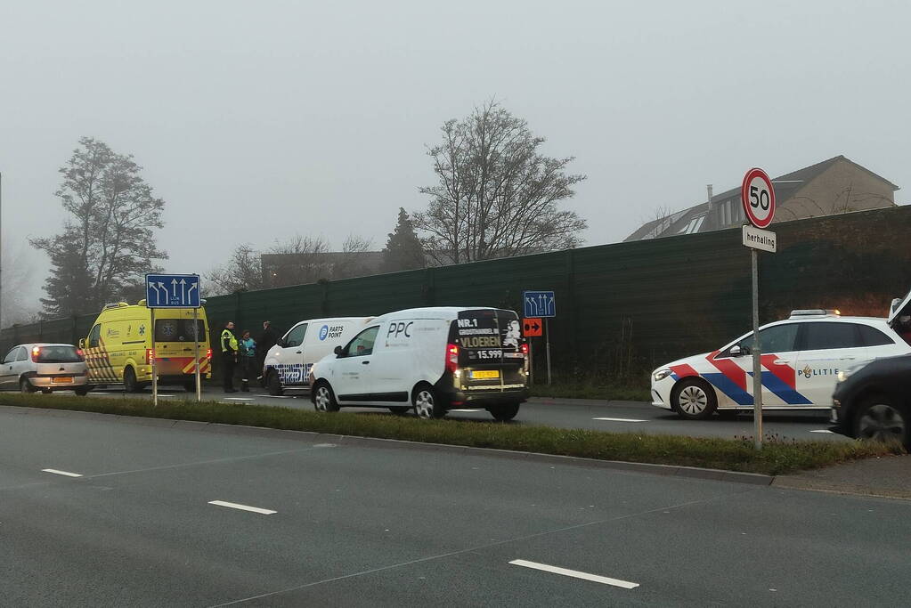 Auto en bestelbus betrokken bij ongeval