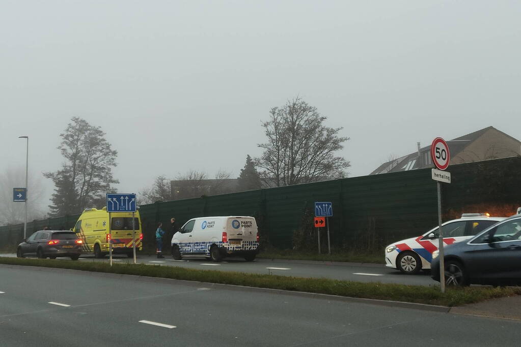 Auto en bestelbus betrokken bij ongeval