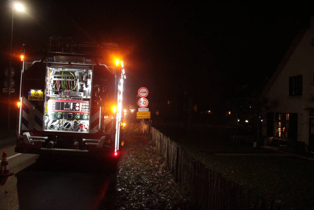 Schoorsteenbrand bij woonboerderij