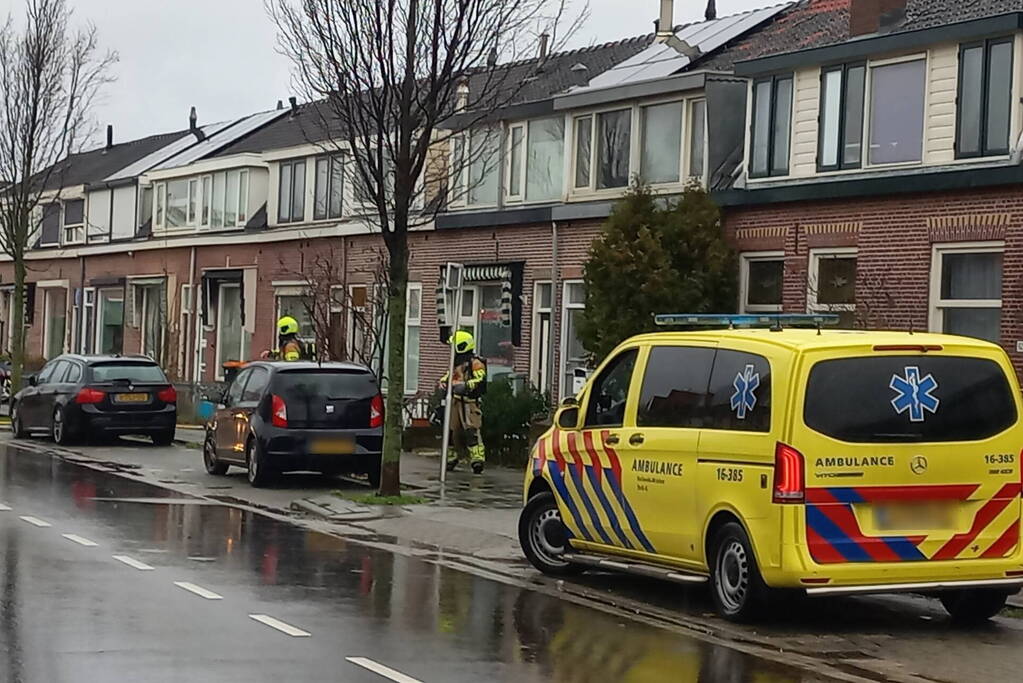 Twee overleden personen aangetroffen in woning