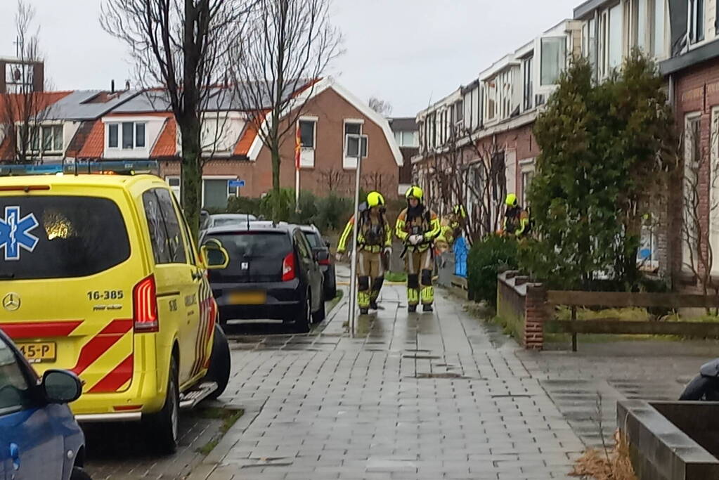 Twee overleden personen aangetroffen in woning