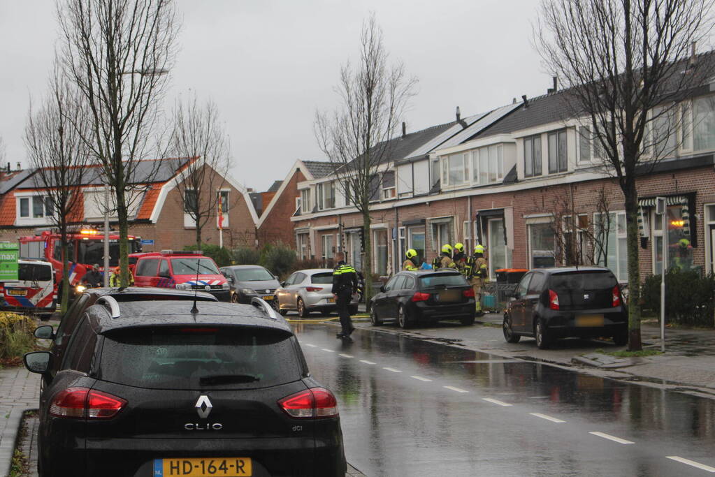 Twee overleden personen aangetroffen in woning