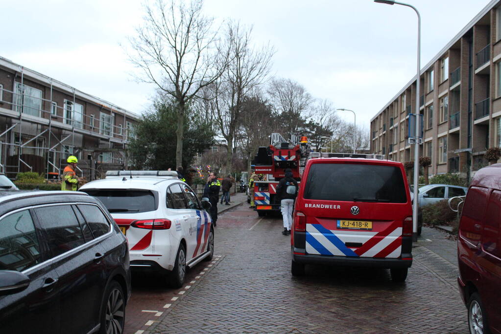 Zeven woningen ontruimd nadat steiger instort door wind