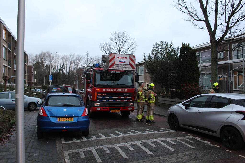 Zeven woningen ontruimd nadat steiger instort door wind