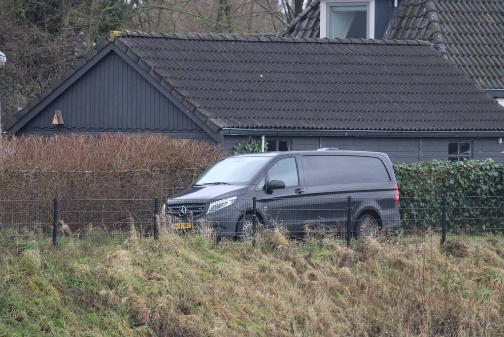 Levenloos lichaam aangetroffen in kanaal