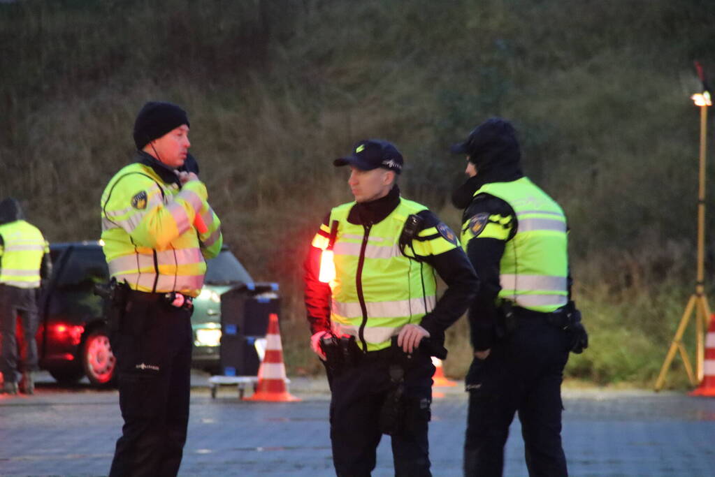 Politie houdt verkeerscontrole