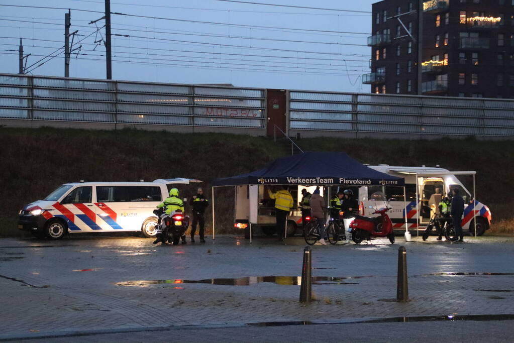 Politie houdt verkeerscontrole