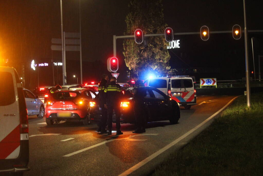 Gewonde bij ongeval tussen twee auto's