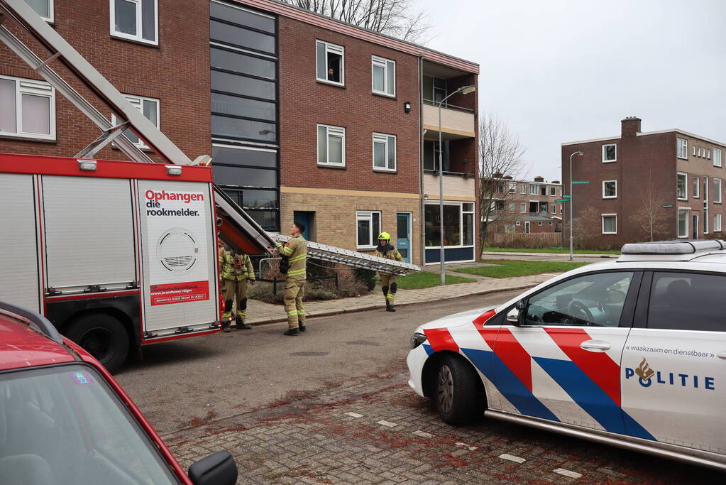 Rook in woning door pannetje op het vuur