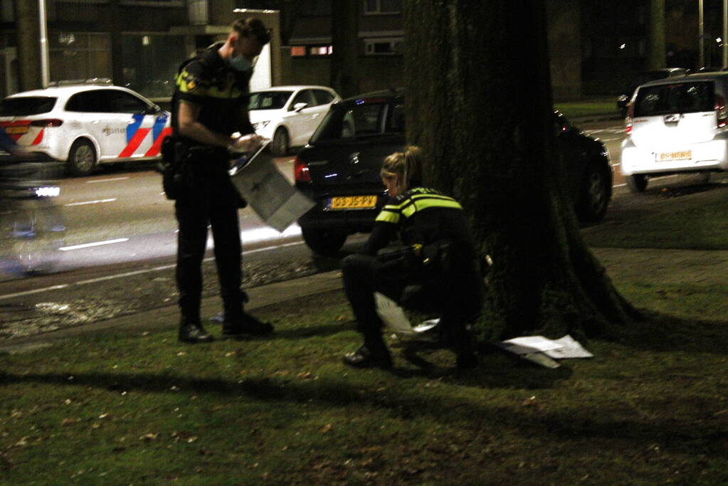 Onderzoek naar brandstichting in bestelbus