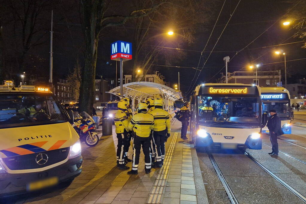 Ruim 100 voetbalsupporters aangehouden