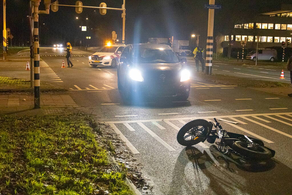 Fatbiker aangereden door automobilist