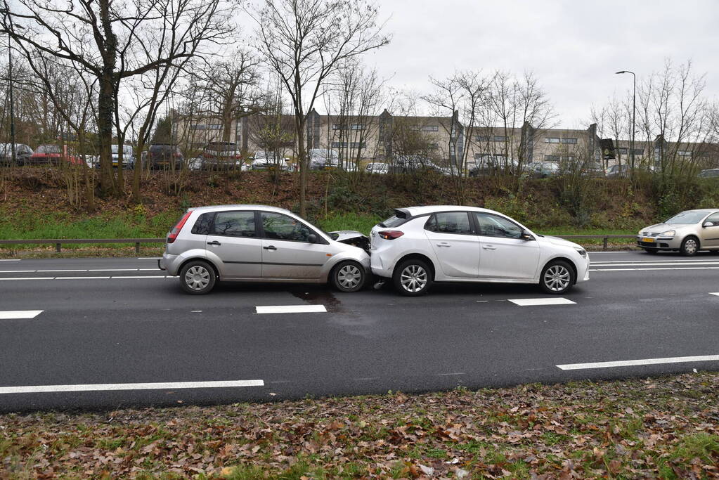 Flinke schade bij kop-staartbotsing