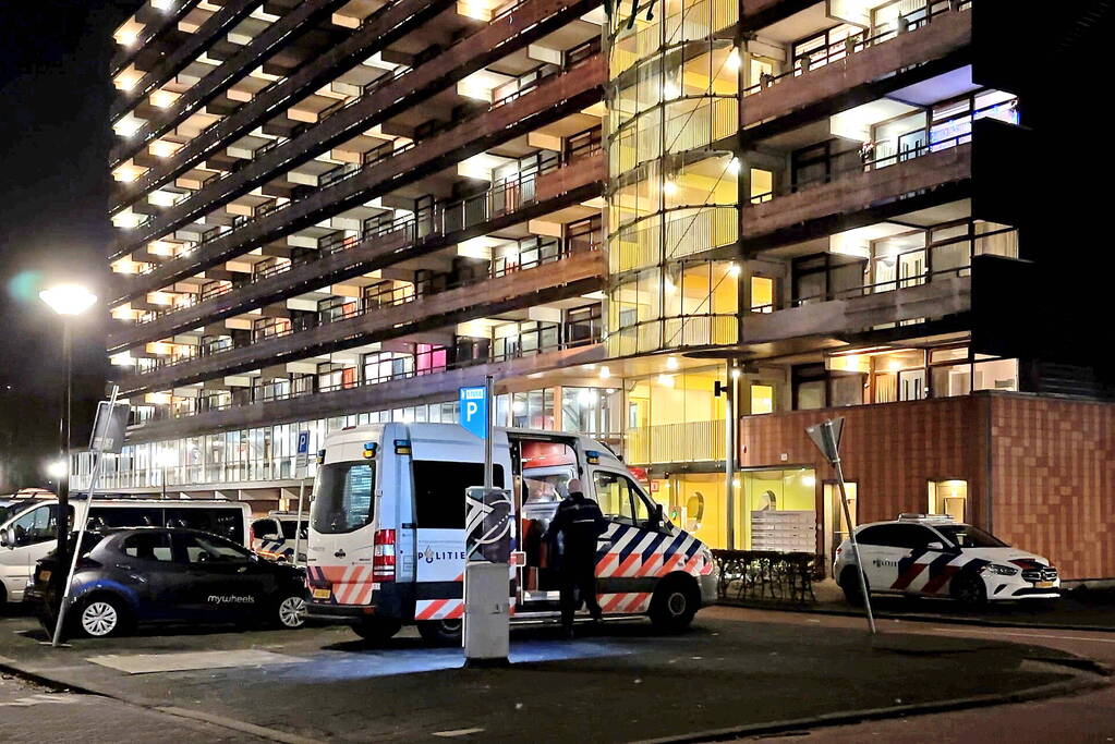 Overval in woning van oudere vrouw