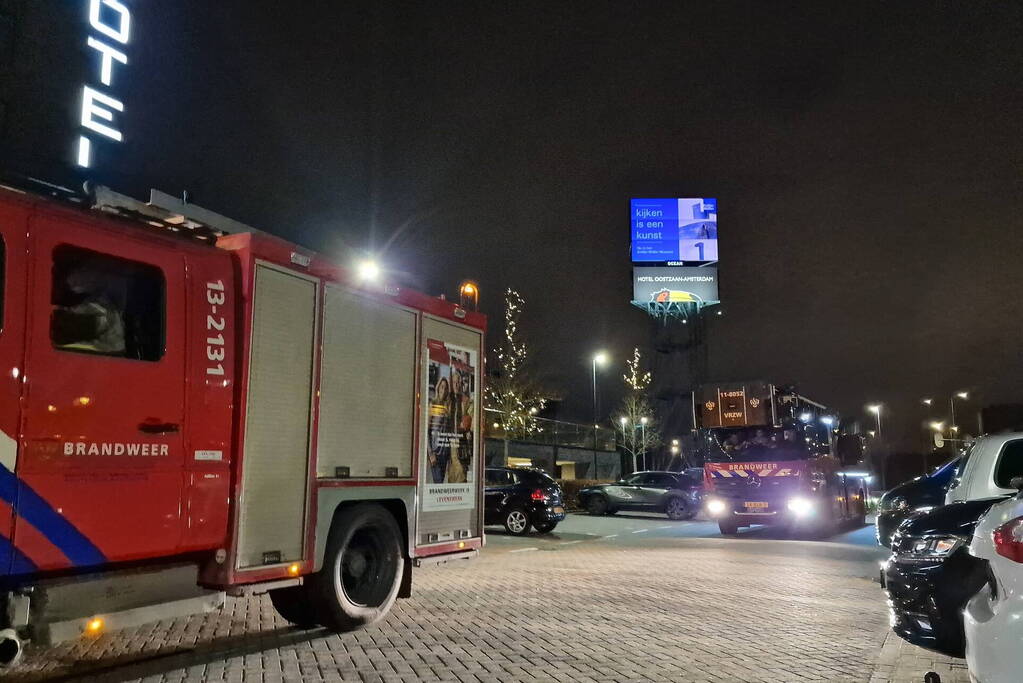 Brandweer controleert sauna van hotel op brand