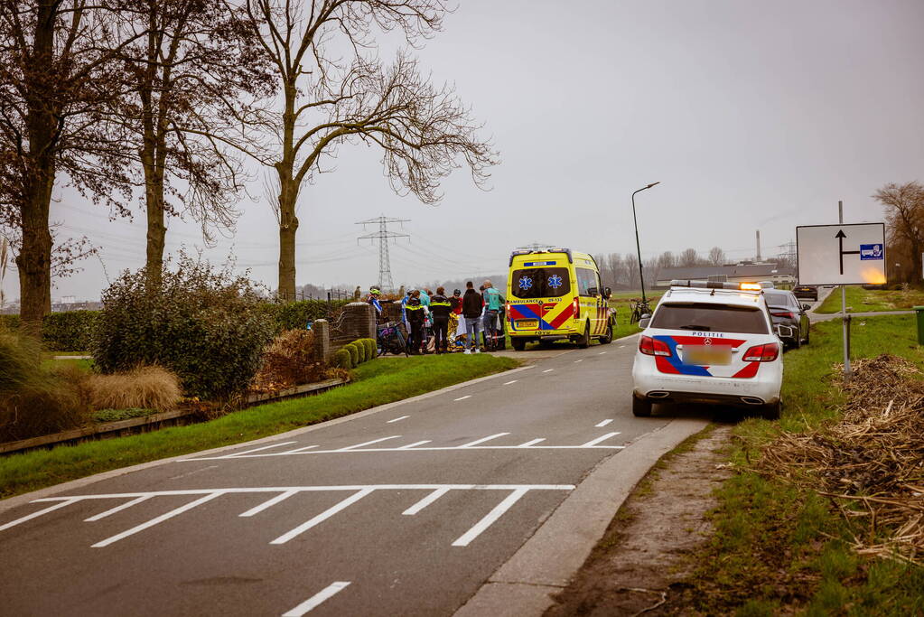 Wielrenner gewond na val