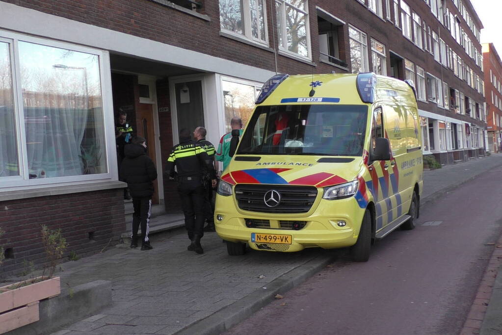 Verdachte gevlucht na steekpartij in woning