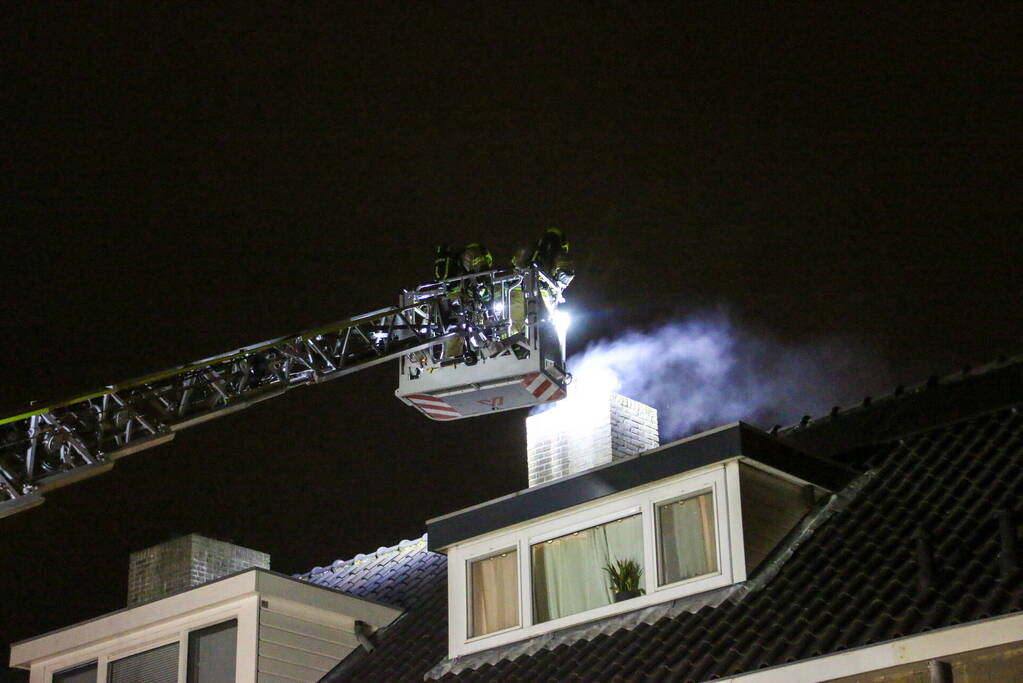 Flinke rookontwikkeling bij schoorsteenbrand