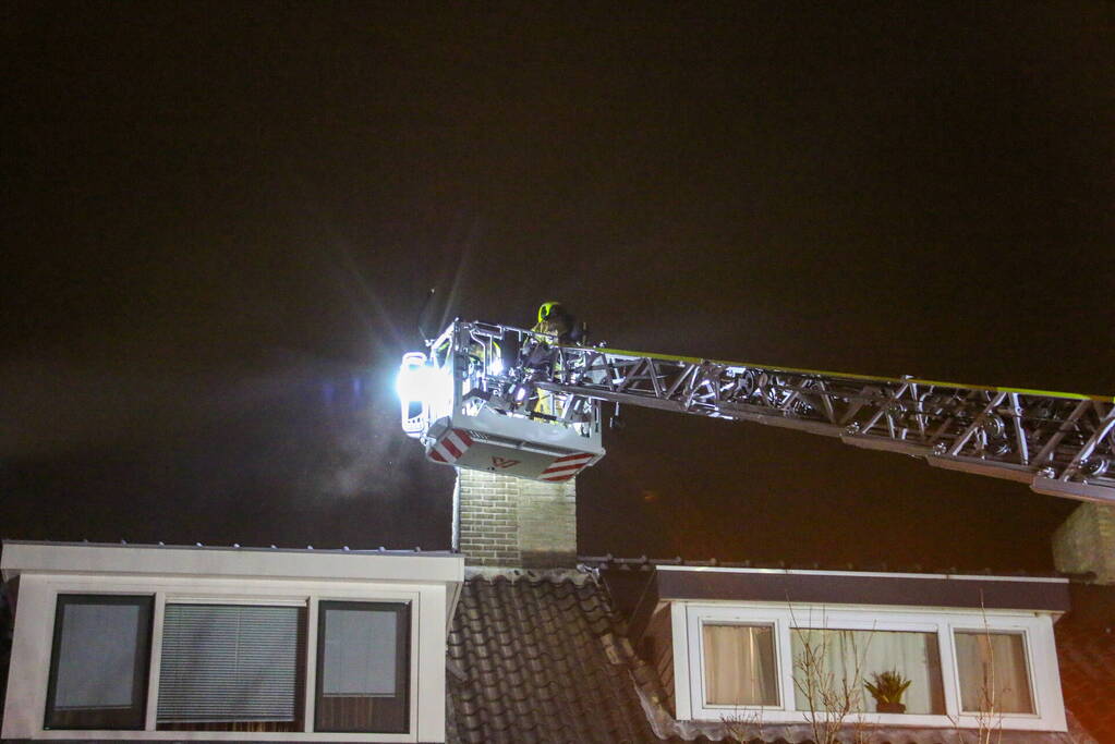 Flinke rookontwikkeling bij schoorsteenbrand