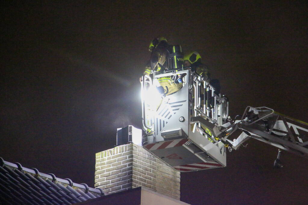 Flinke rookontwikkeling bij schoorsteenbrand