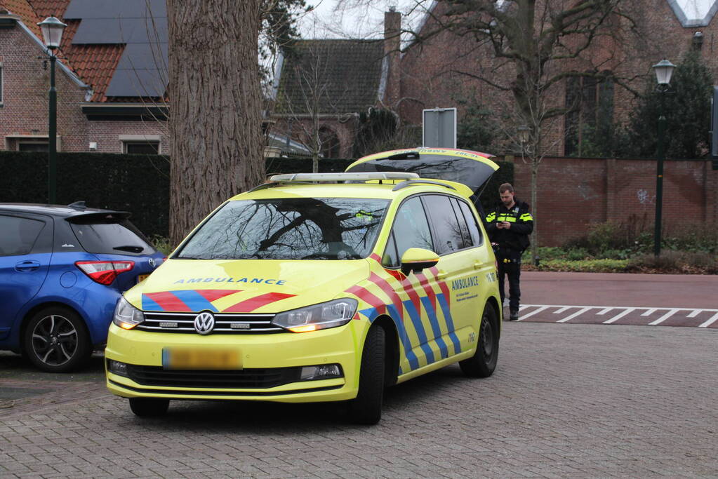 Automobilist en fietser in botsing