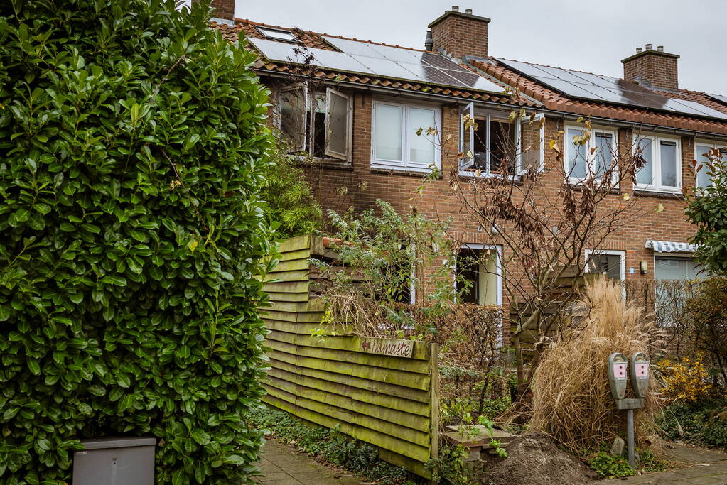 Woning onbewoonbaar door brand