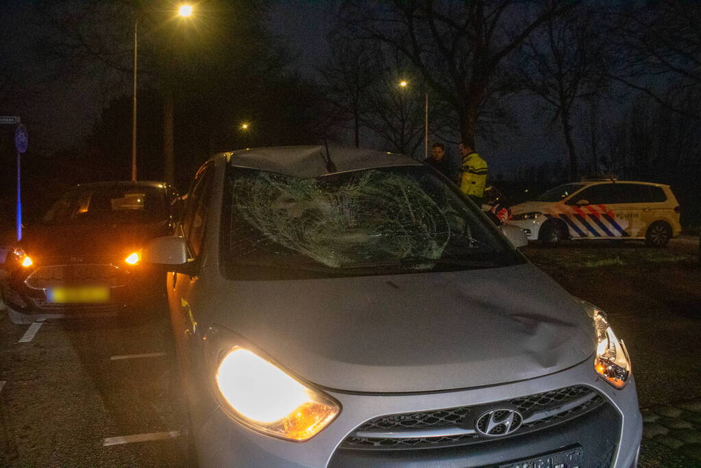 Fietser overleden bij botsing met personenauto