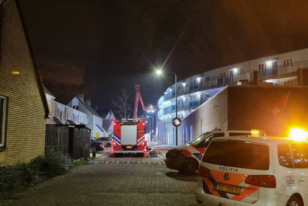 Grote brand op balkon van appartement