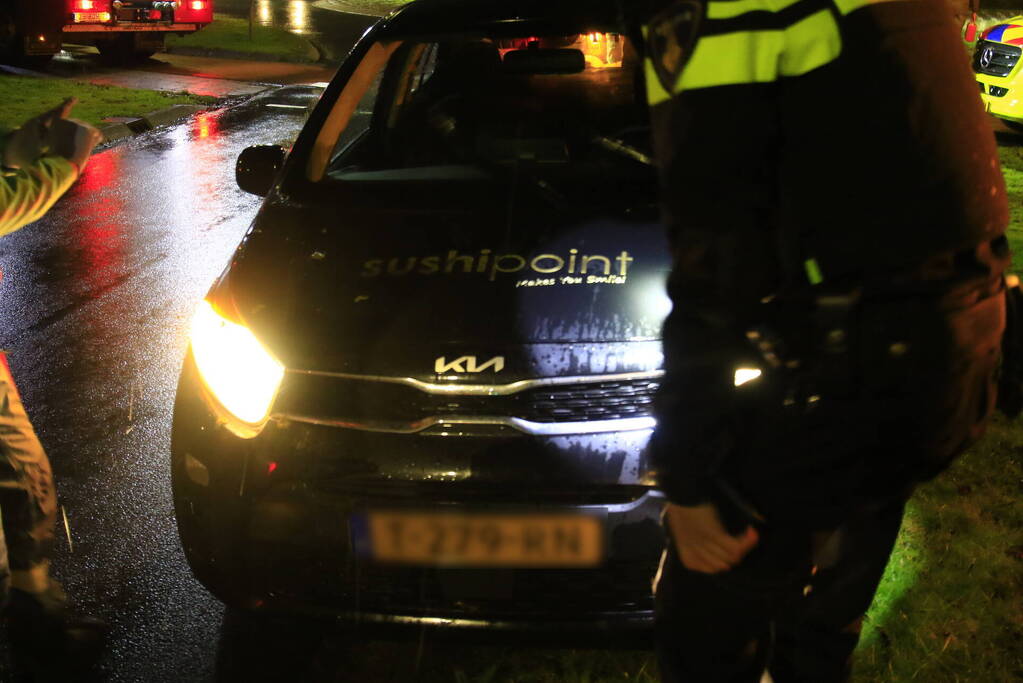 Fietser gewond bij aanrijding met bezorger