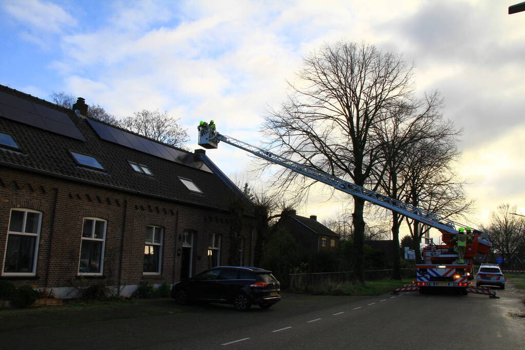 Brandweer heeft schoorsteenbrand snel onder controle