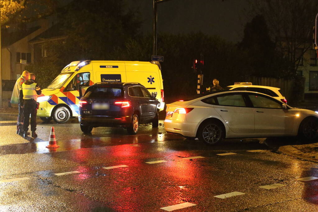 Flinke schade bij ongeval op kruising