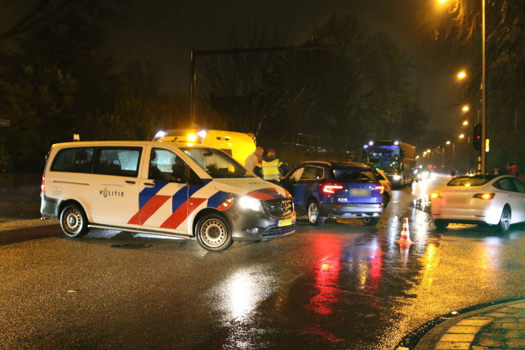 Flinke schade bij ongeval op kruising