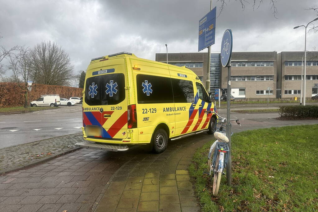 Fietser aangereden door automobilist