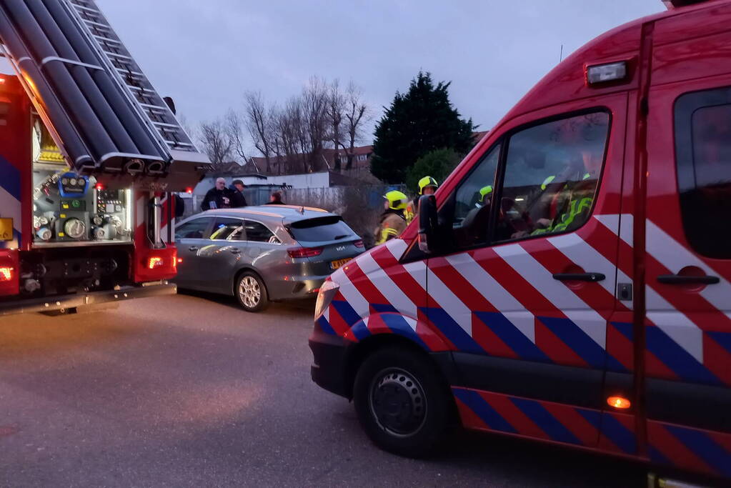 Hulpdiensten ingezet voor persoon te water