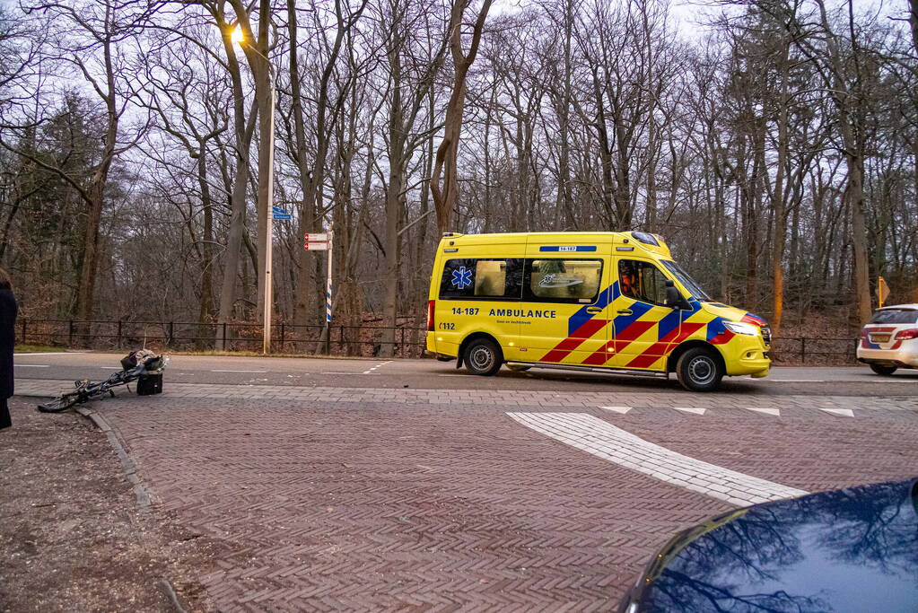 Fietser gewond bij botsing met automobilist