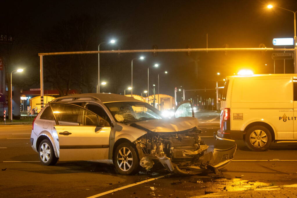 Dronken bestuurder zonder rijbewijs veroorzaakt ongeval met twee gewonden