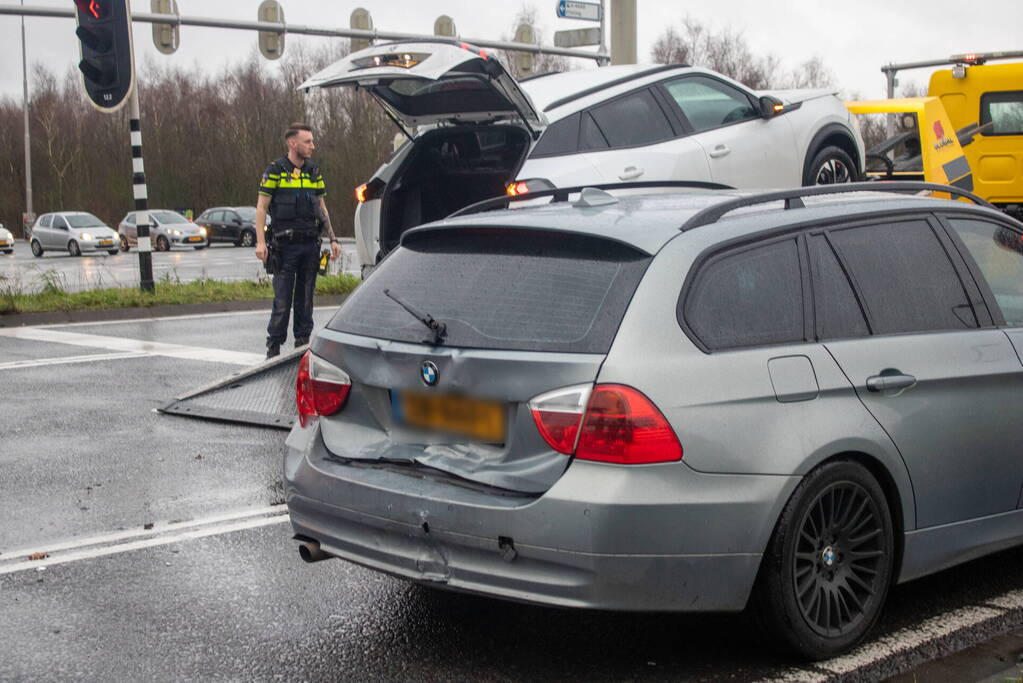 Dronken bestuurder veroorzaakt kop-staartbotsing