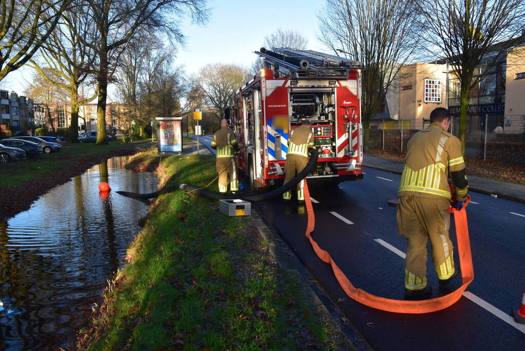 Meerdere garageboxen onderwater door hevige regenval