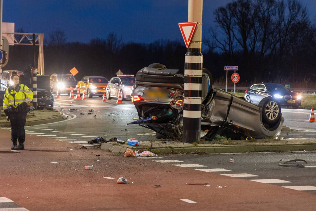 Drie gewonden bij ongeval op kruising