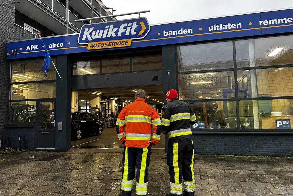 Kwikfit ontruimd vanwege hoge concentratie Koolmonoxide