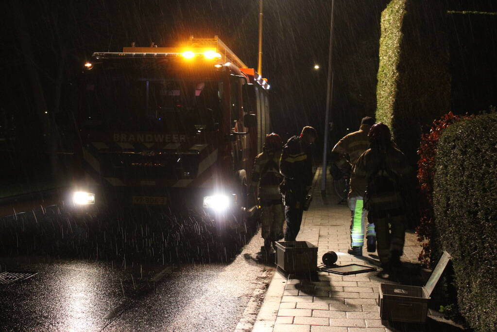 Brand in schoorsteen van vrijstaande woning