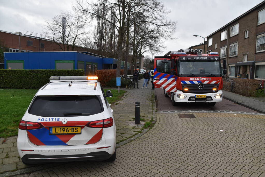 Rookhok van buurthuis beschadigd door brand