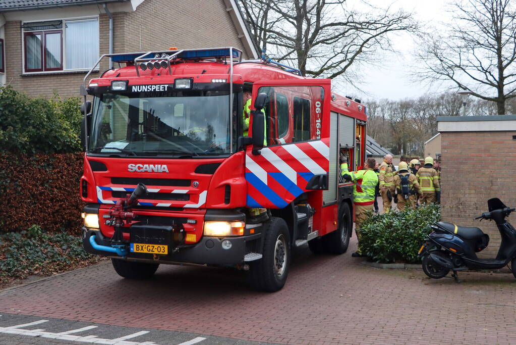 Keukenbrand snel onder controle