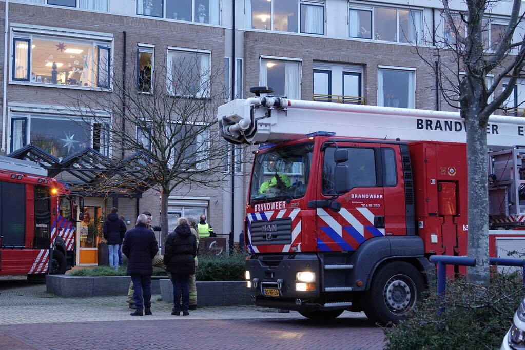 Rookontwikkeling door brand in magnetron in woon-zorgcomplex