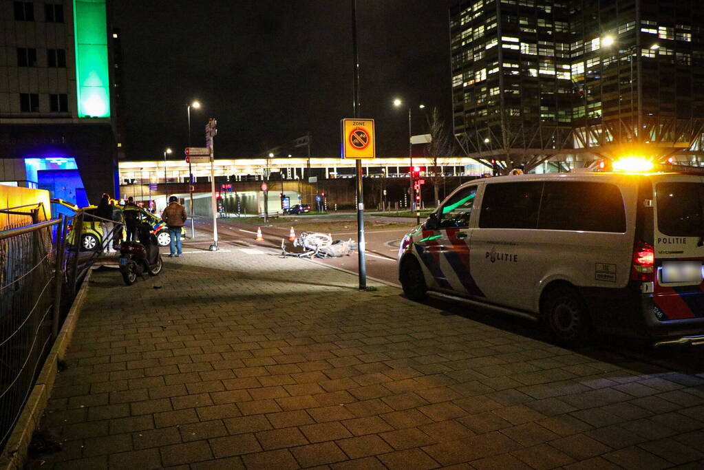 Fietser gewond bij ongeval met scooter