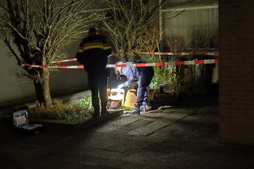 Onderzoek naar jerrycan bij autobrand