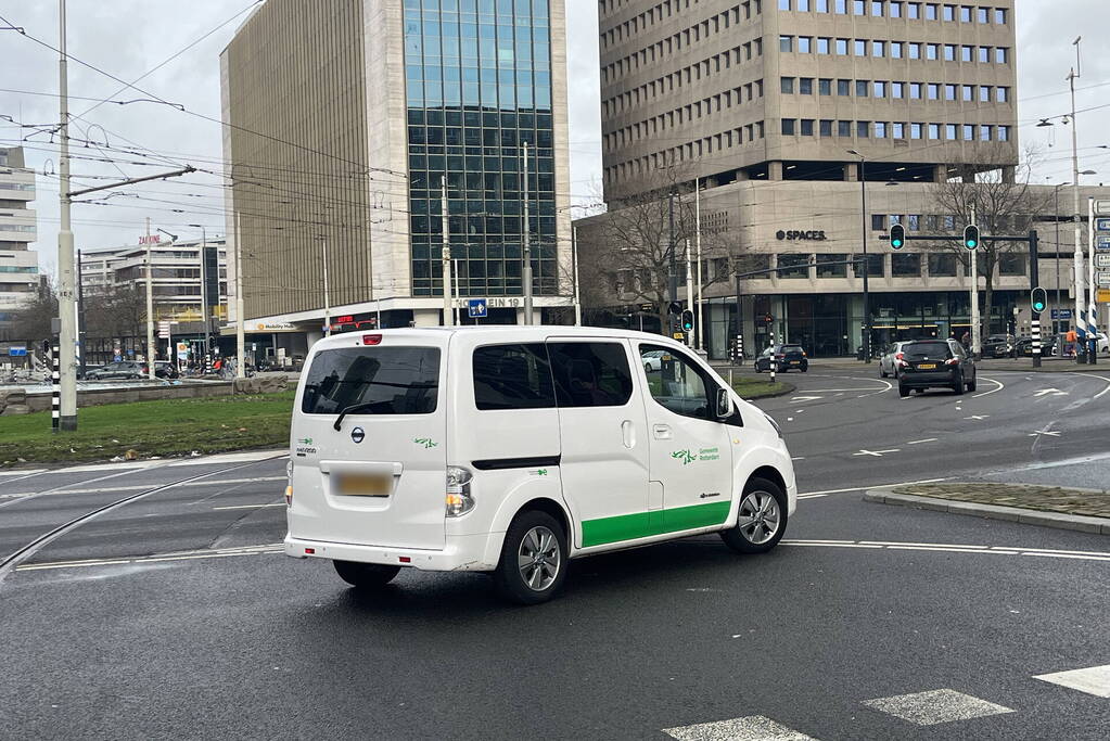 Demonstranten Extinction Rebellion blokkeren Coolsingel